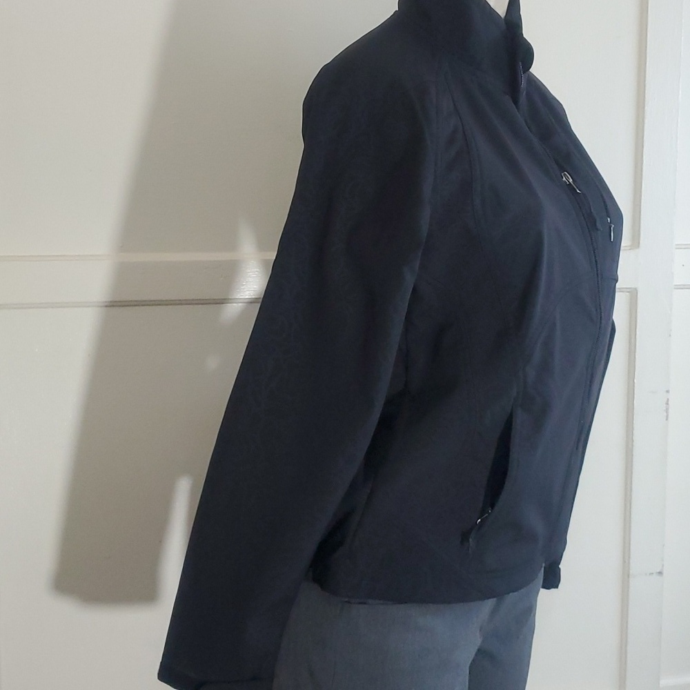 Double Diamond Black Floral Rose Zip Front Softshell Fleece Lined Jacket Size S - Picture 2 of 11